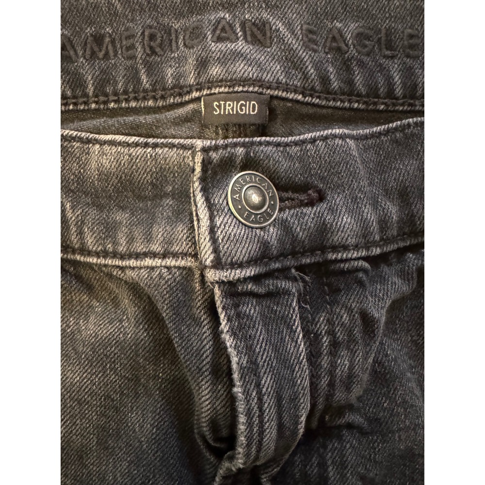American Eagle Strigid Barrel Leg Jeans Washed Black Denim Size 2 Regular - Picture 5 of 6